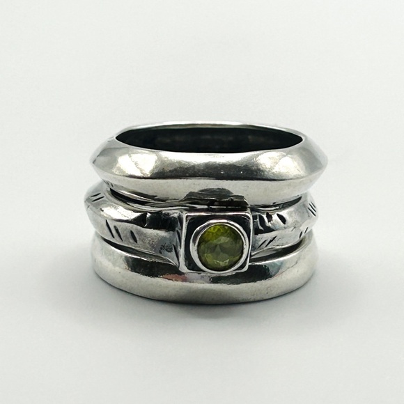 Vintage Silpada Set of 3 Distressed 925 Sterling Silver Peridot Stacking Rings 7 - Picture 5 of 16